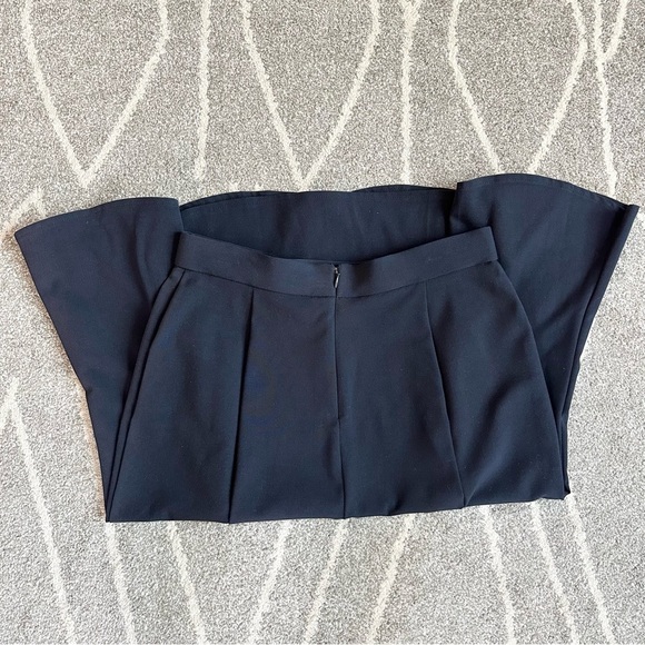 Sag Harbor Navy Blue Tulip Shaped Stretch Skirt - Picture 2 of 4